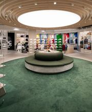 Lacoste Lyon Part Dieu image 3