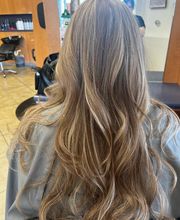 Fantastic Sams Cut & Color image 16