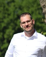 DEVK Versicherung: Christopher Greven Bild 2
