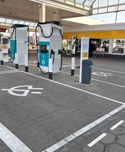 Shell Recharge Charging Station Bild 2