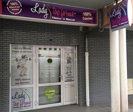 Ladytopforme image 1