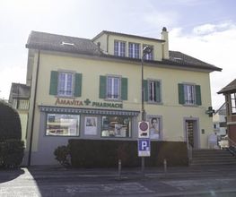 bâtiment-de-la-pharmacie-amavita-chavornay