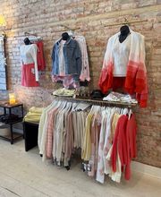 Mainstream Boutique Grand Blanc image 15