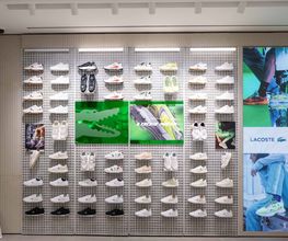 Lacoste Lorient image 6