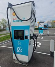 Shell Recharge Charging Station Bild 1