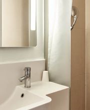 B&B HOTEL Paris Saint-Denis Pleyel image 7