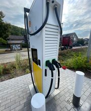 Shell Recharge Charging Station Bild 2