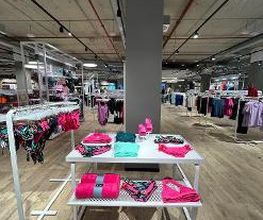 INTERSPORT Voswinkel Limbecker Platz Bild 8