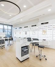 Opticien ÉCULLY Optical Center image 2