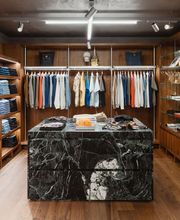 Carhartt WIP Store Paris St. Honore image 3