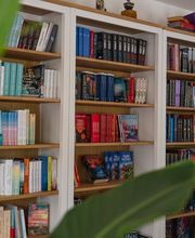 Cozy Place | books & coffee Bild 6
