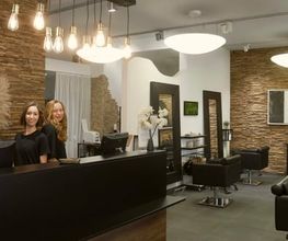 Conny & Team Friseure Bild 1