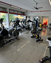 Shark Fitness AG - Shark Fitness Shop Wettingen Bild 2