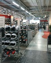 POLO Motorrad Store Bern Bild 8