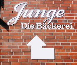 Junge Die Bäckerei. Bild 3