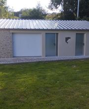 Launey Claude image 2