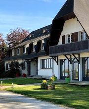 LE GRAND GITE DU LAC image 4