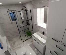 Badezimmer : Toilette : WC - Fliesenleger - Trockenbauer - Stuckateur - Fliesen - Bad 4.jpeg