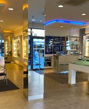 Apollo-Optik - Dingolfing - Marienplatz Bild 3