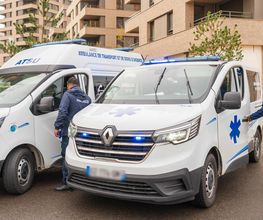 Ambulances BML image 3
