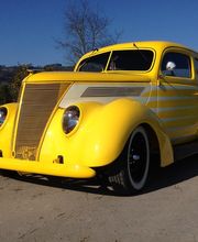 Ford V8 Sedan Jahrgang 1937