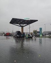 OKTAN Express Tankstelle Bild 6