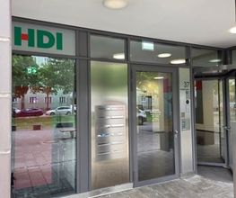 Eingangsbereich der HDI Versicherungen: Thomas Heilemann