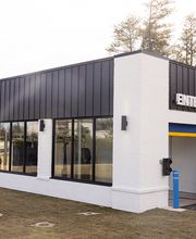 Get a car wash at Splash In located at 24755 Gum Spring Road, Chantilly, VA!