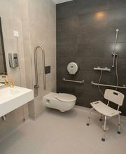 Baño habitación Amavir Albacete