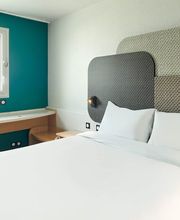 B&B HOTEL Versailles Le Chesnay image 2