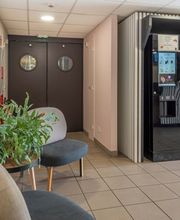 B&B HOTEL Cholet Nord image 3