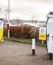 Shell Recharge Charging Station Bild 1