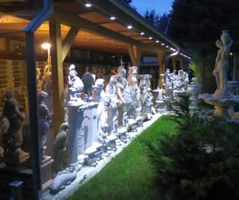 Garten Skulpturen und Pflanzgefäße Austellung, Beratung und Verkauf