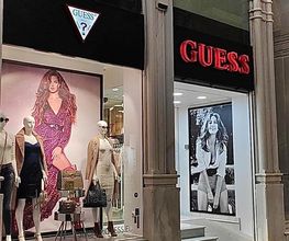 GUESS imagen 2