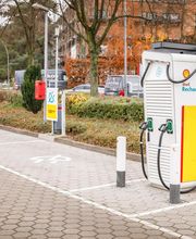 Shell Recharge Charging Station Bild 1