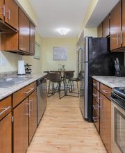 West Pointe Apartments image 11