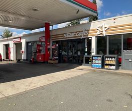 star Tankstelle Bild 2