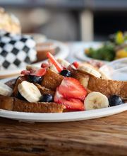 Quiero Restaurants image 10