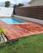 Pool & Garden image 4