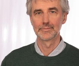 Zahnarzt Bernhard Hares Bild 1