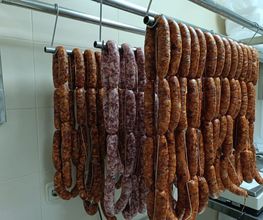 Carniceria_Dani_en_Aguas_nevadas2.jpg
