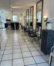 Dübner Friseure Bild 1