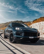 Centre Porsche Lausanne Bild 3