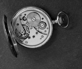 Taschenuhr Reparatur