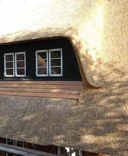 Holzarbeiten-fuer-Reetbedachung