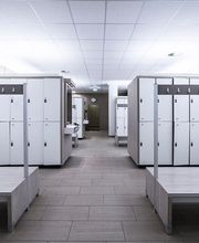 Fitness First Hamburg Altona - Umkleidekabinen