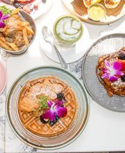 Sunny Side Cafe & Eatery image 20