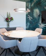 BUZZINLAB – The Club Office in Stuttgart: Eventlocation, Rooftop, Coworking Space, Tagungen, Workshops, Catering, Fotostudio, Podcast-Studio.