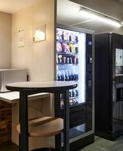 B&B HOTEL Saclay image 8