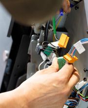 Velay Maintenance image 2